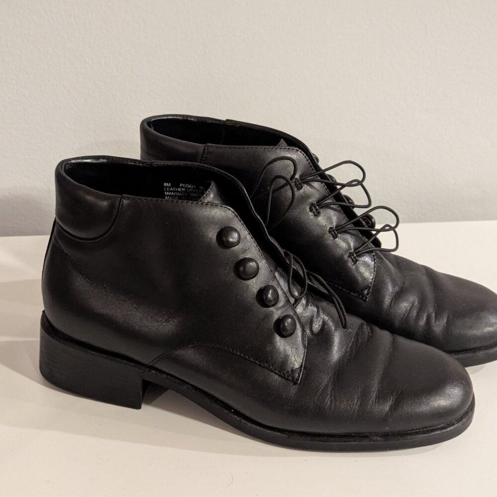 St. John's Bay Peggy black patent leather low-heeled ankle boots, women's size 8 - Picture 7 of 8